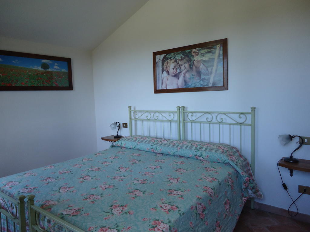 Il Borgo Di Montereggi Villa Limite Ruang foto